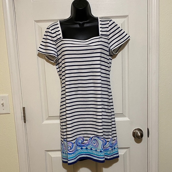 Lilly Pulitzer Dresses & Skirts - Lilly Pulitzer Black/White Striped With Blue Wave Hem Mini Dress - Medium